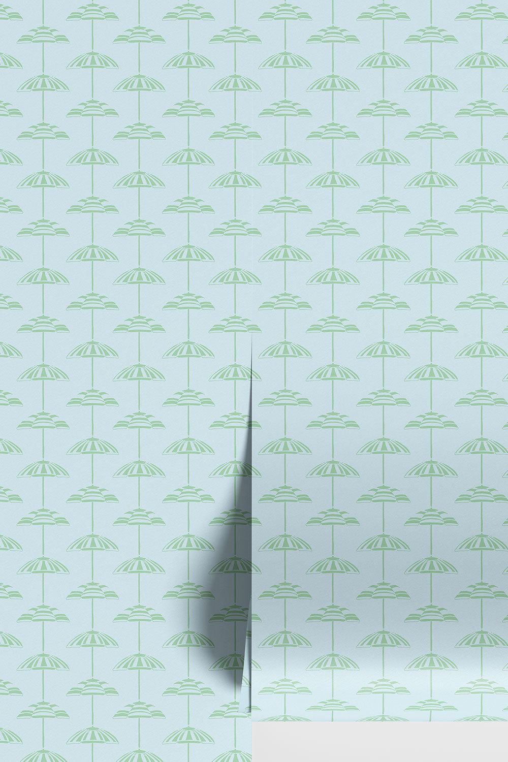 hand-drawn beach umbrella wallpaper
cabana stripe wallpaper
beach club inspired wallpaper
coastal stripe wallpaper
neutral coastal wallpaper
colorful wallpaper for kids
bunk room wallpaper
poolside cabana design
shoreline style wallpaper
playful coastal interior design
ocean blue and garden green stripe